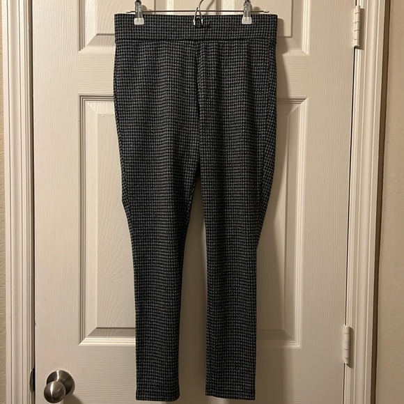 LOFT Houndstooth Leggings - Picture 2 of 5